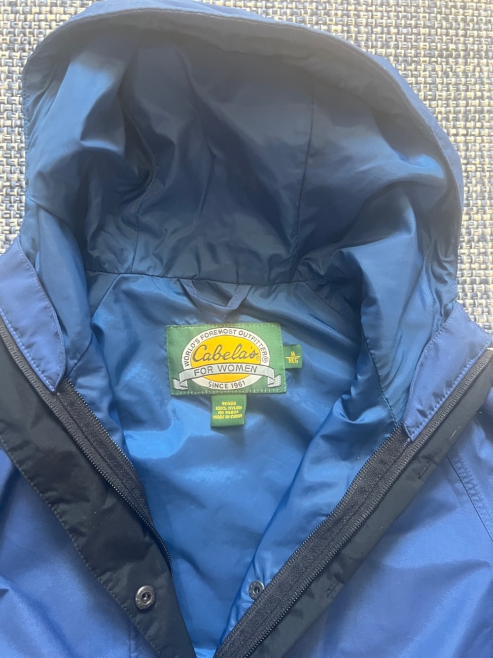Cabela's Women's Navy/Black Hooded Rain Jacket